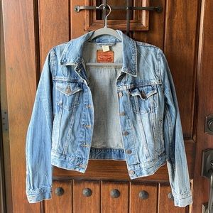 Medium Levi Strauss & Co short Jean Jacket